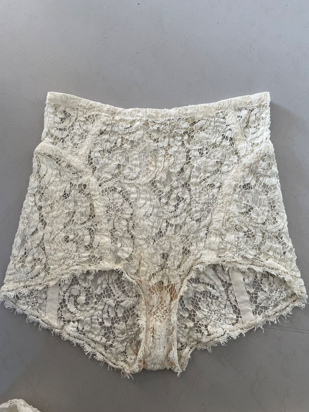 Röcke: Bibi Bachtadze Rock mit Spitze, beige, Gr. XS – Gebraucht aus Brugg AG von Elle_1 2