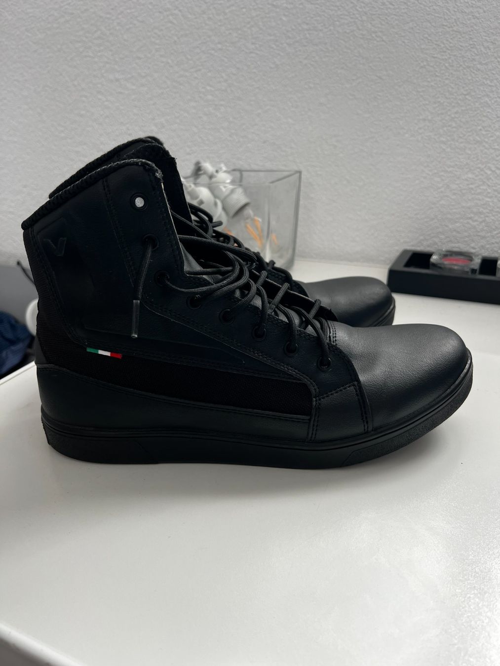 Herrenschuhe: Motorradschuhe Vanucci - schwarz -Größe 46 – Neu (gemäss Beschreibung) aus Volketswil von sei_p9pz