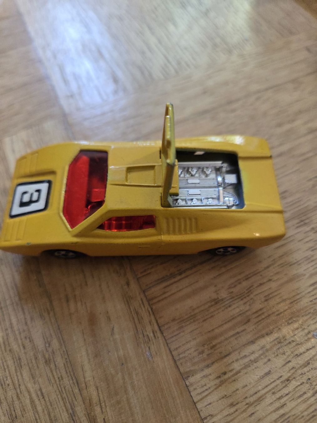 Matchbox Modellini d'auto: Matchbox Superfast Nr. 27 Lamborghini Countach (1973) Gelb – Usato da Riehen venduto da str_2msn 3