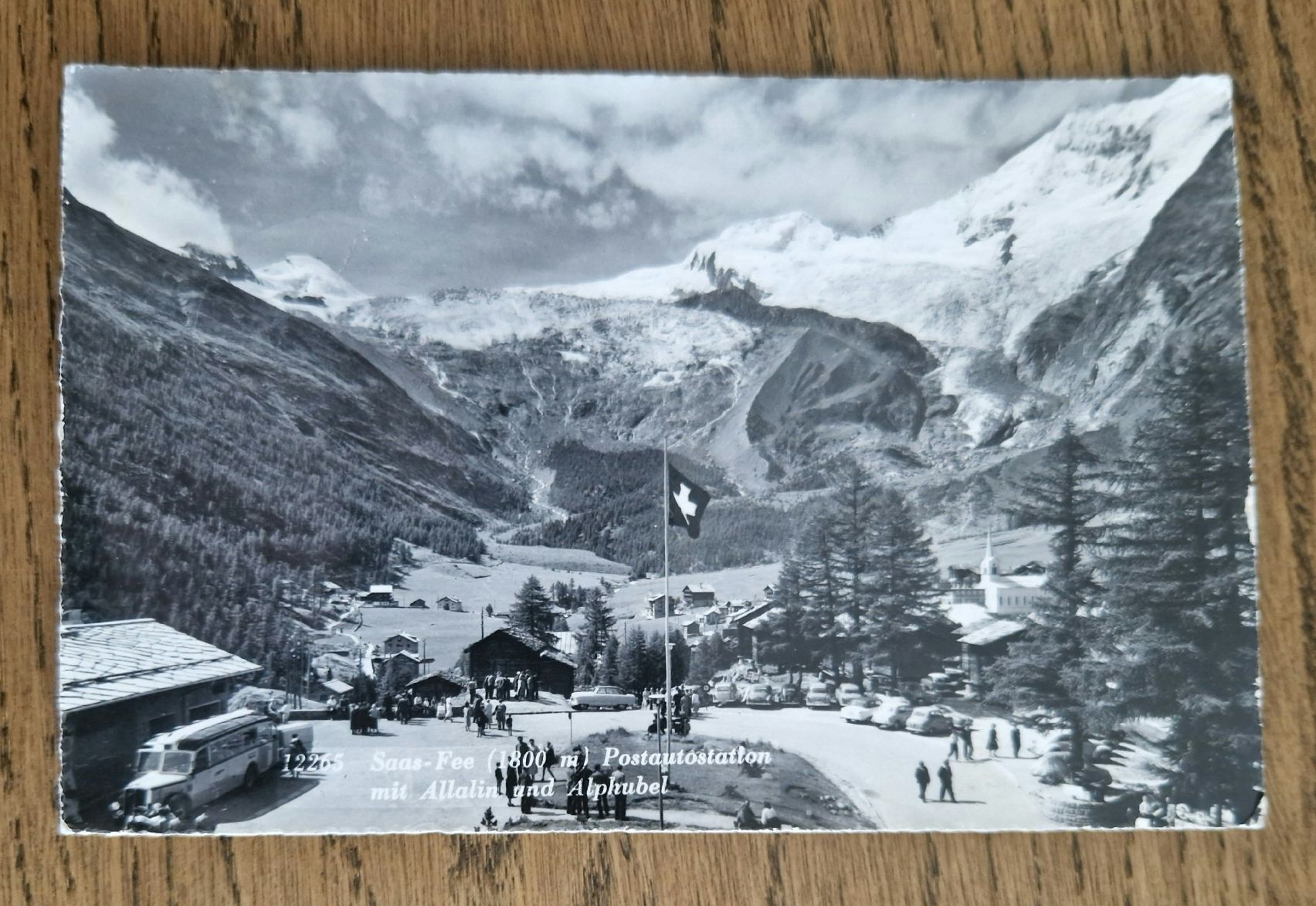 Cartoline postali: Saas-Fee, Postautostation 1962 – Usato da Ebikon venduto da Donar50