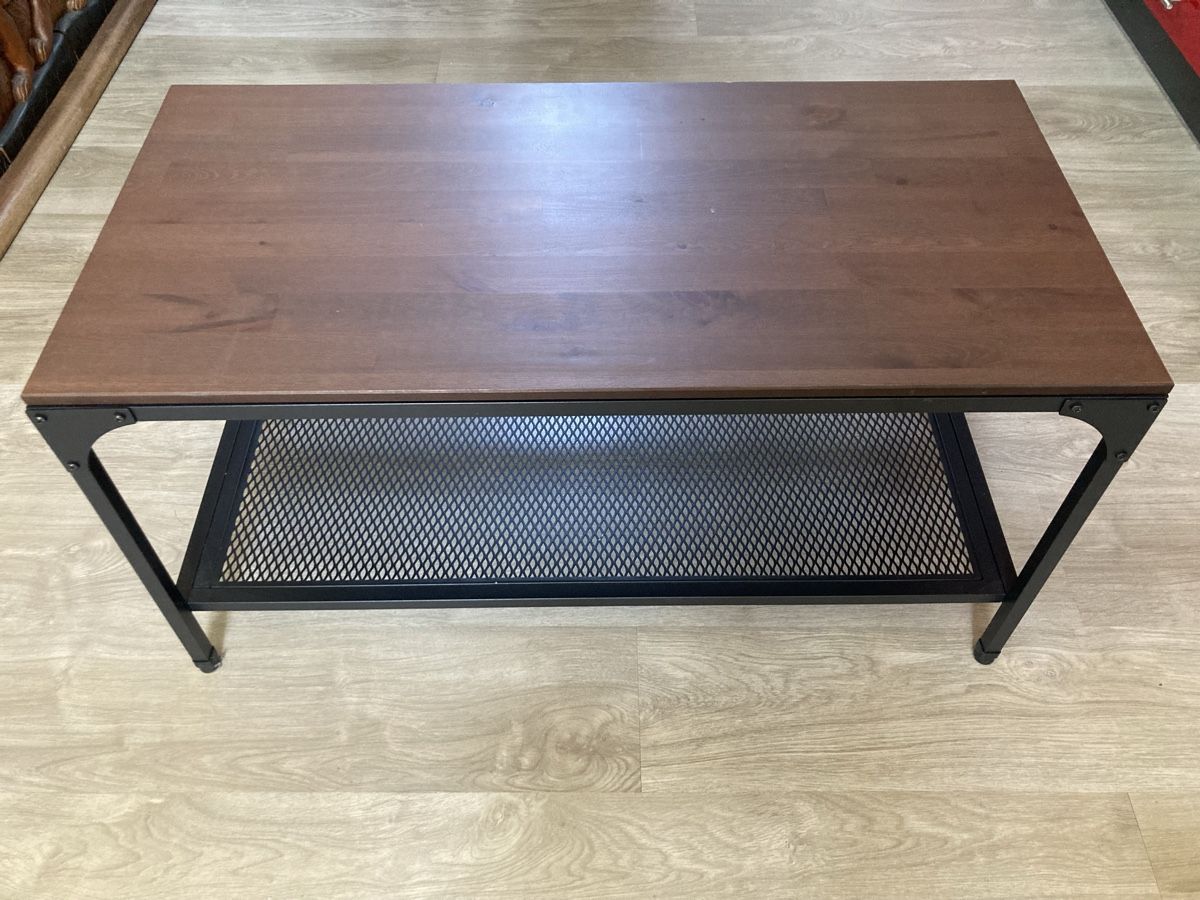 Ikea Tavoli: IKEA FJÄLLBO Couchtisch – Usato da Biel/Bienne venduto da Jenny-Lea
