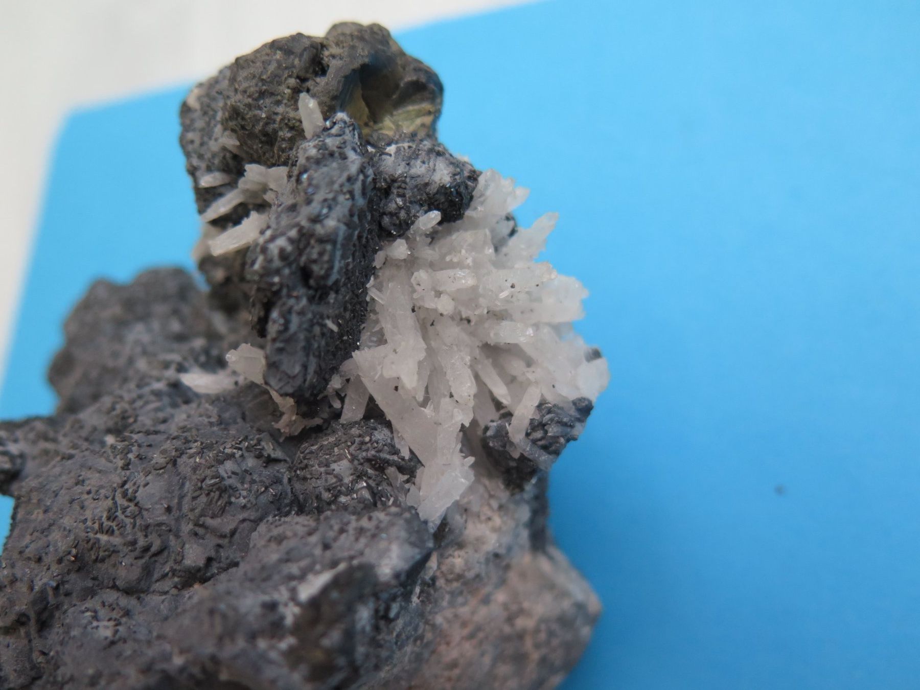 Minerali & Pietre curative: Quarz Bleiglanz mit Seligmannit Stufe ca. 1055 gr. – Usato da Schaffhausen venduto da Yamakana51L8736OQ8 6