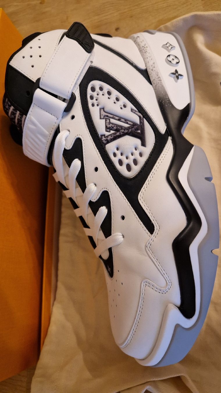 Louis Vuitton Herrenschuhe: Sneaker LV Trainer Louis Vuitton – Neu und originalverpackt aus sion von domy-k 1