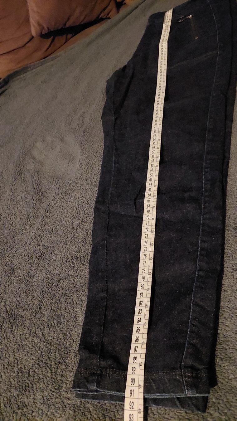 Jeans: Dunkelblaue Jeans, Damen, Gr. 40 – Usato da Zürich venduto da Romstyle 2