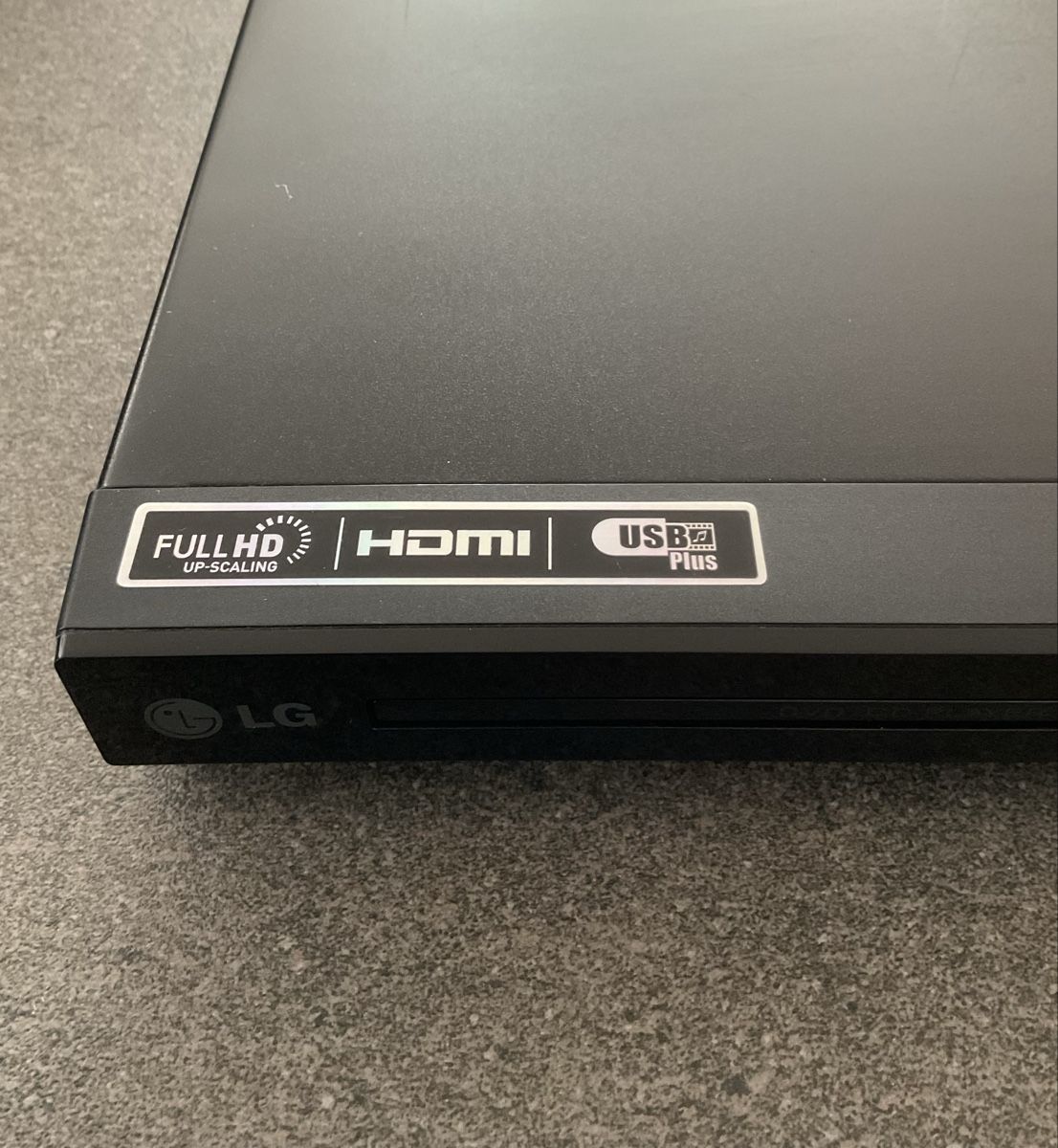 LG Systèmes audio & multimédias: LG DVD Player Full HD USB  – D'occasion à Jegenstorf par BAVARIA4CH 1