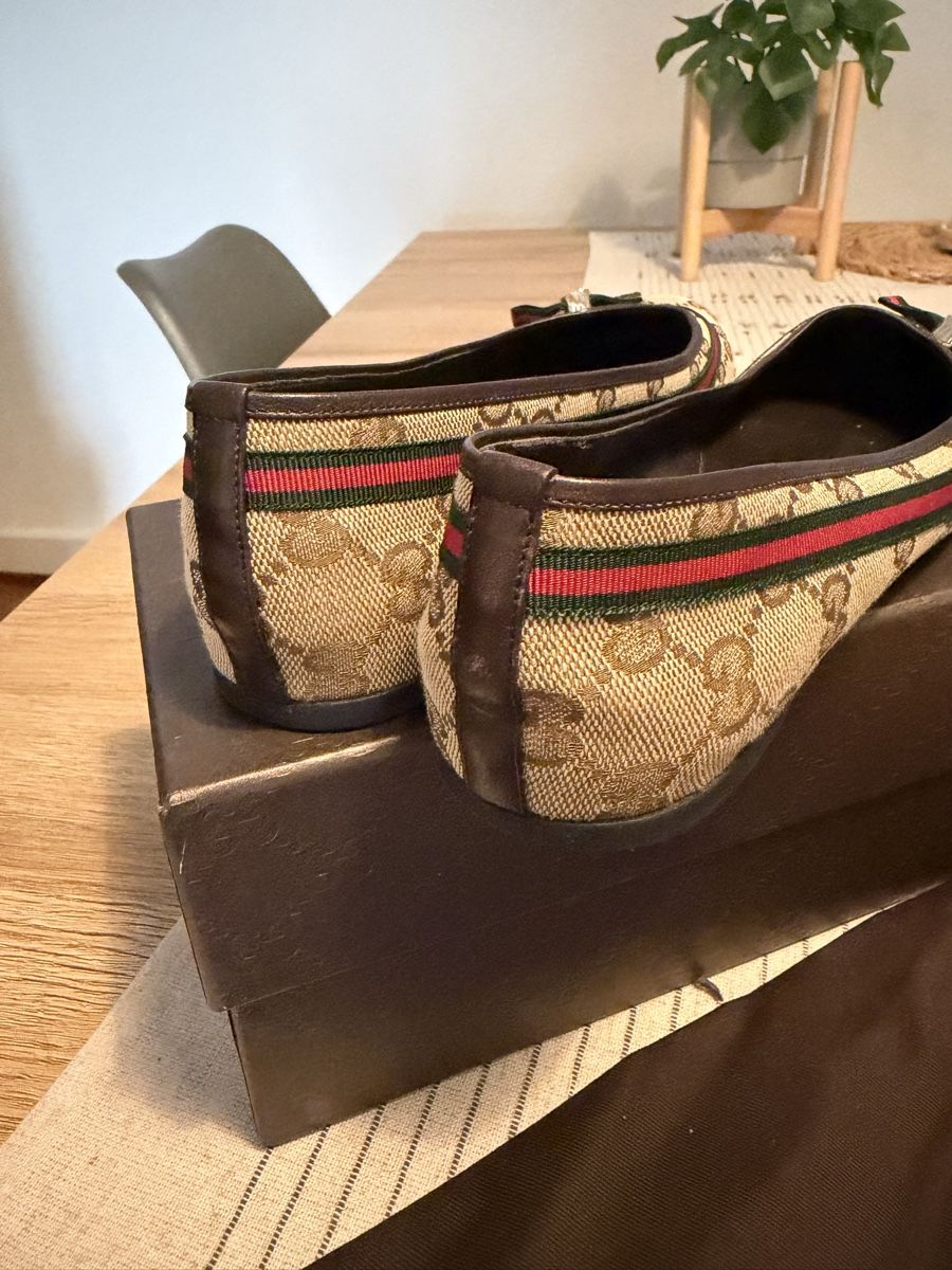Gucci Damenschuhe: Gucci ballerines – Gebraucht aus Chamoson von Nicolasgaillard 1