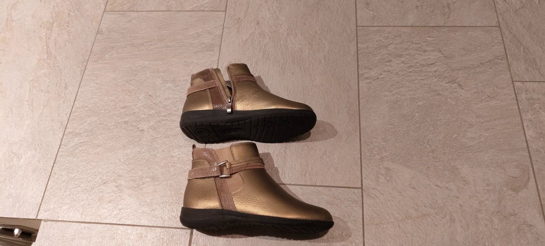 Scarpe da donna: Stiefelette Leder - Damart – Nuovo (secondo la descrizione) da Steckborn venduto da Algass 1