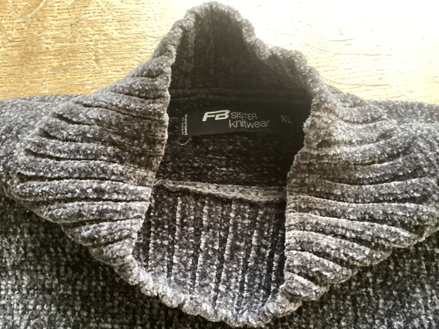Pullover & Sweatshirts: FB WOLLPULLOVER/PULLOVER GR.XL/oversize  Anthrazit Strick – Gebraucht aus Frauenfeld von Boldi46 1