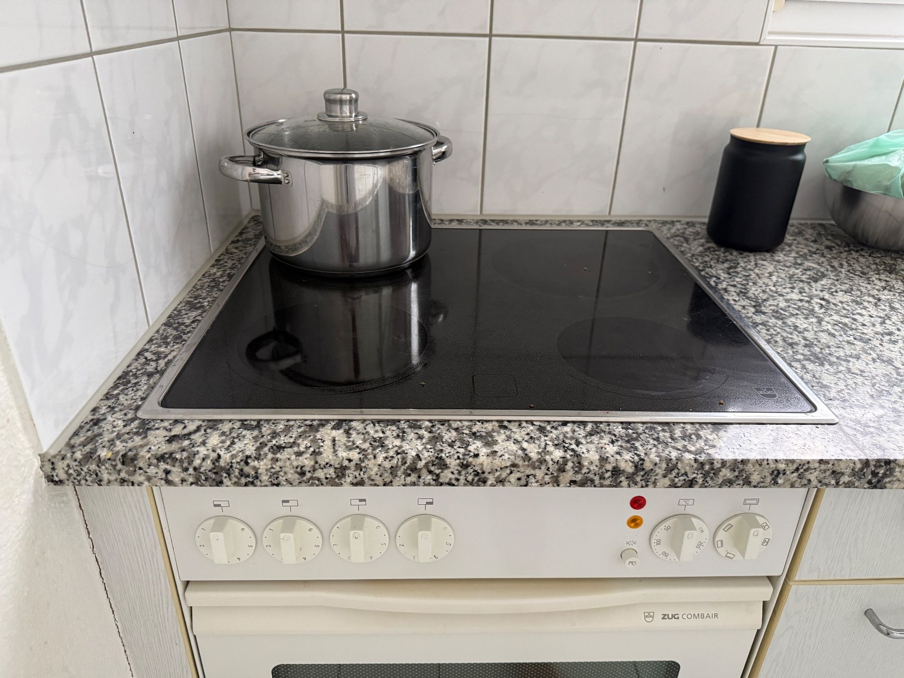 Komplettküchen: Küche zum Mitnehmen – Gebraucht aus Ehrendingen von Sontimo 4