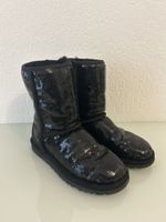 UGG Stiefel mit Pailletten schwarz