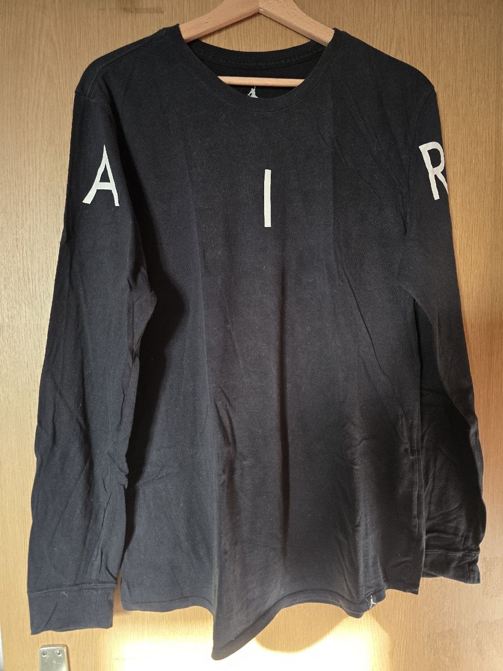 Jordan Maglioni & Felpe: Air Jordan Sweatshirt L – Usato da Bronschhofen venduto da dvnb 1