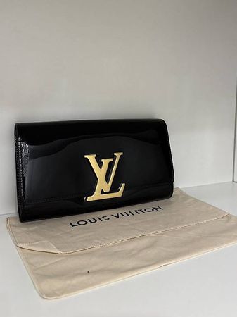 Louis Vuitton Clutch in schwarz und Lackleder
