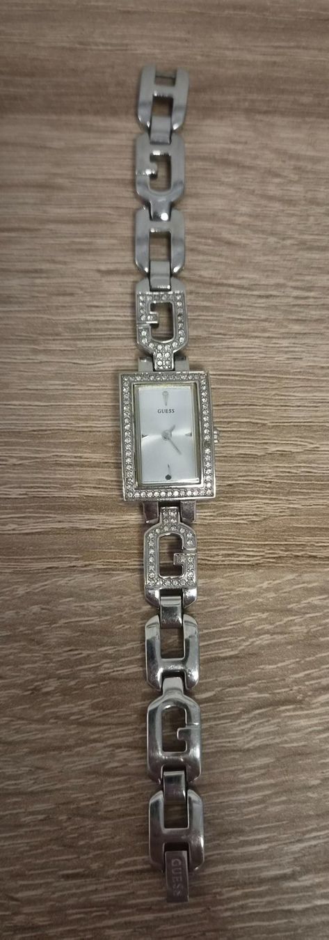Guess Orologi: Montre Guess – Usato da Bouveret venduto da lagartha 2