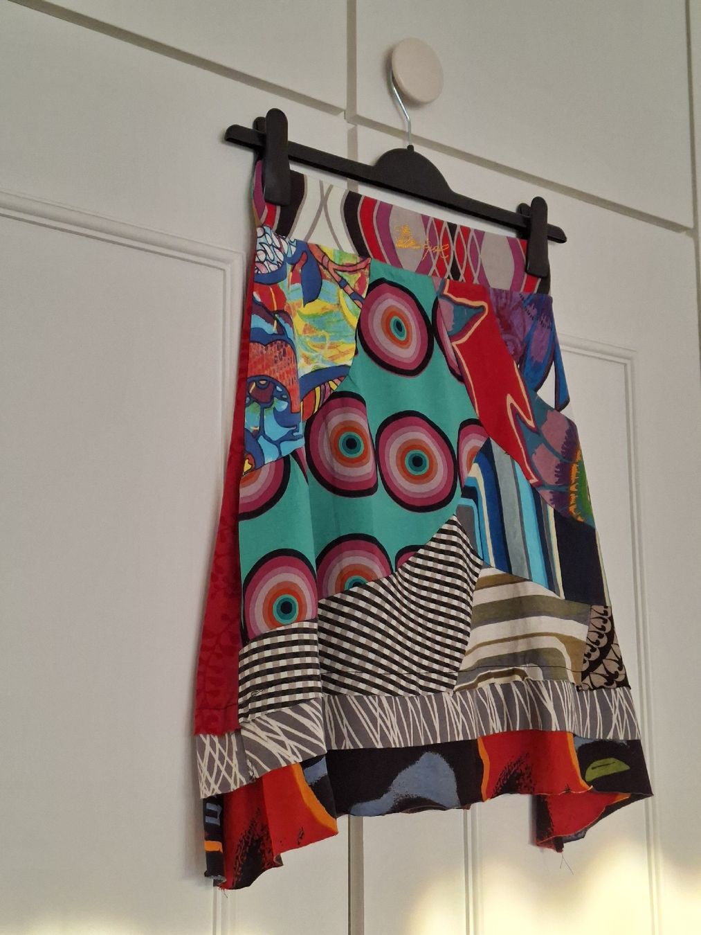 Desigual Jupes: Jupe Desigual patchwork asymétrique taille S – D'occasion à Lutry par Sim_Sta 1