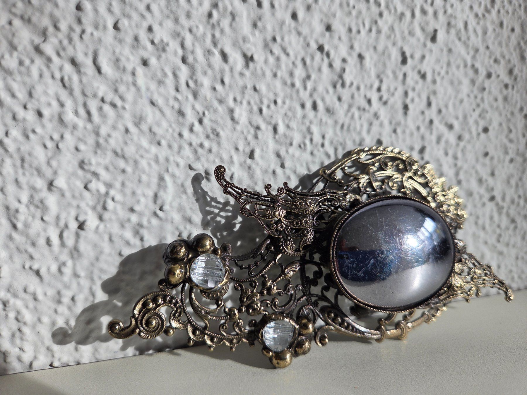 Broches & Aiguilles: Grosse Brosche, Fantasy-Brosche – D'occasion à Niederhasli par Mhew