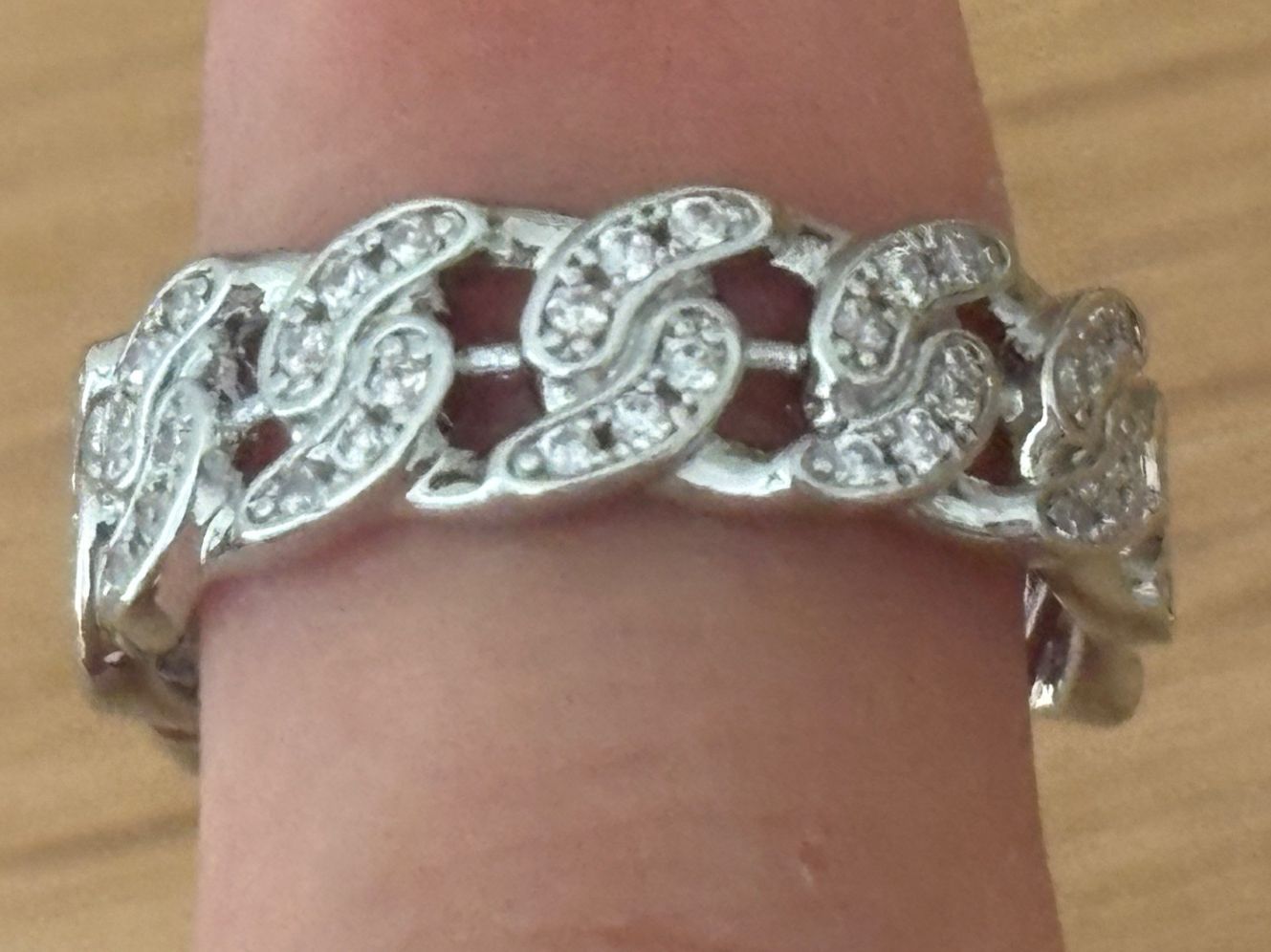 Anelli: Luxus Elegante Gr.18/8 Ring Memoire Farbe :Silber/ Zirkonia – Nuovo (secondo la descrizione) da Biel-Bienne venduto da Roserosse13