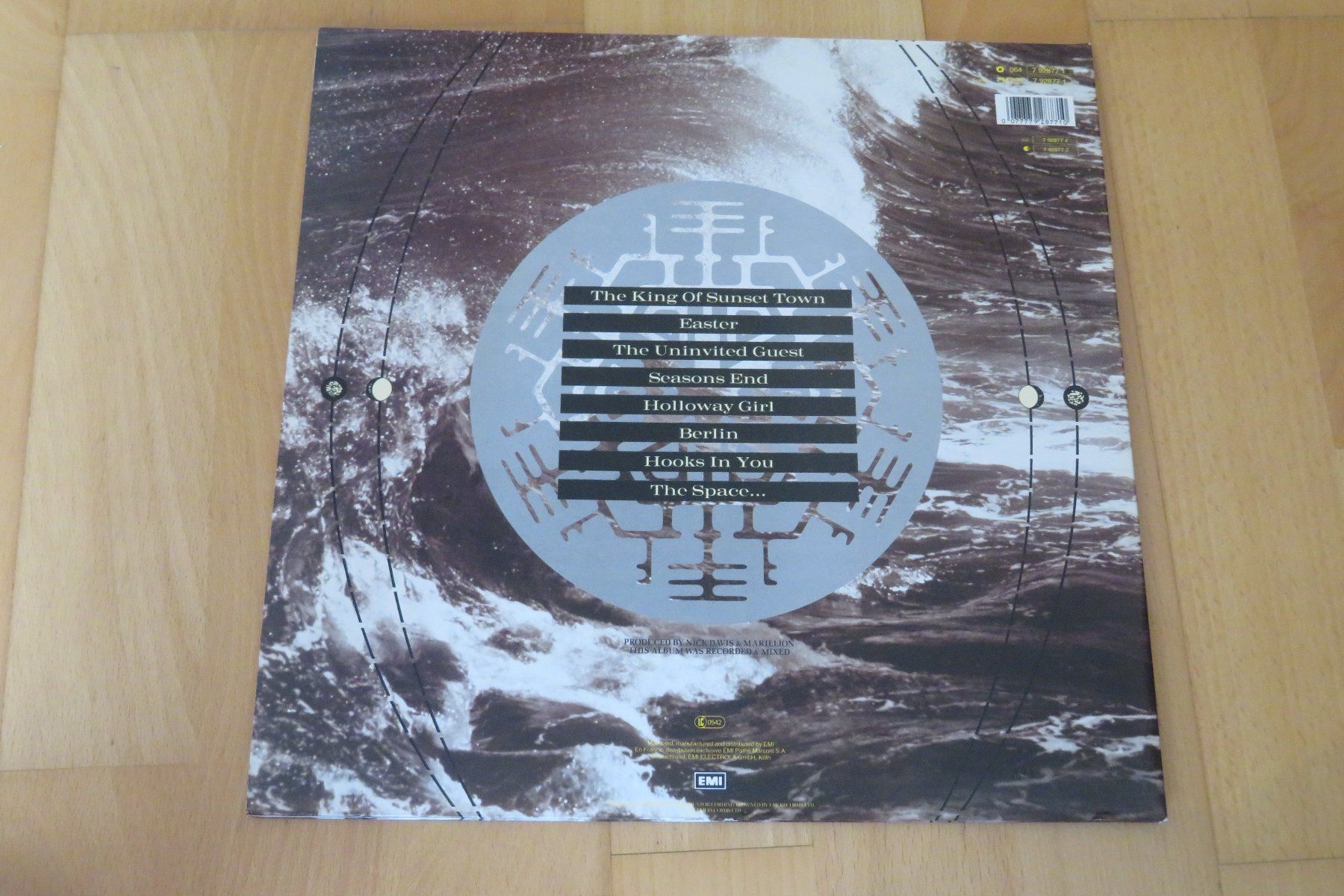 Dischi in vinile: Marillion – Seasons End – Usato da Thun venduto da Karibu70 2
