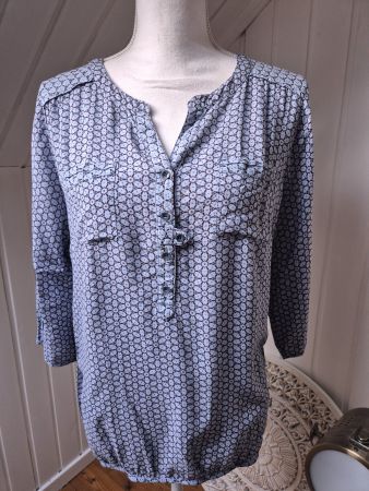 BONITA   bluse    grösse 36