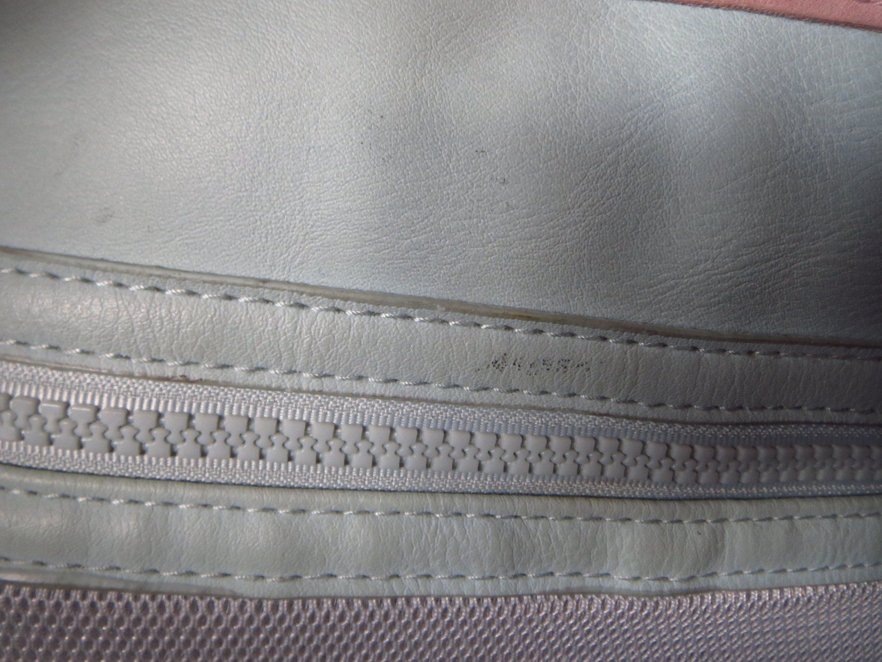 Fila Taschen für Damen: coole FILA Damen Tasche – Gebraucht aus Kiental von Anna8702 6