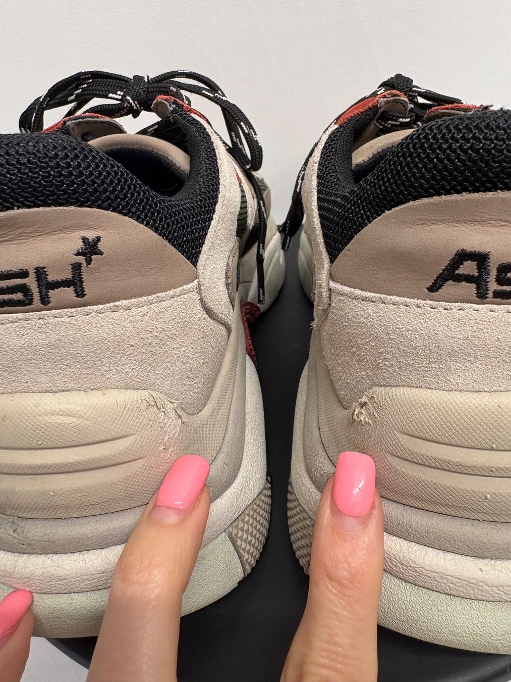 Ash Scarpe da donna: ASH chunky Sneakers Leder 40 beige rot – Usato da Regensdorf venduto da secondchancefashion 4