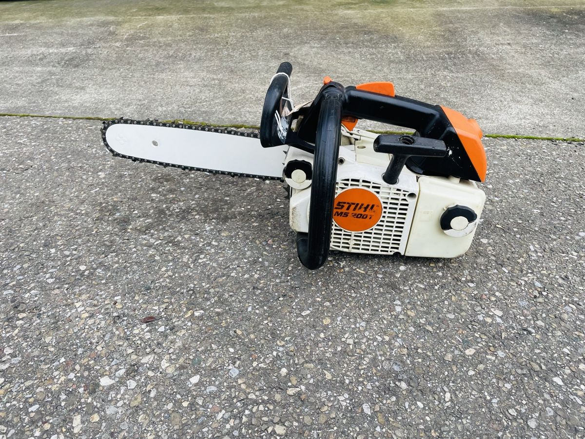 Stihl Seghe: Motorsäge Stihl MS 200 T – Usato da Würenlos venduto da Shop_Shop 1