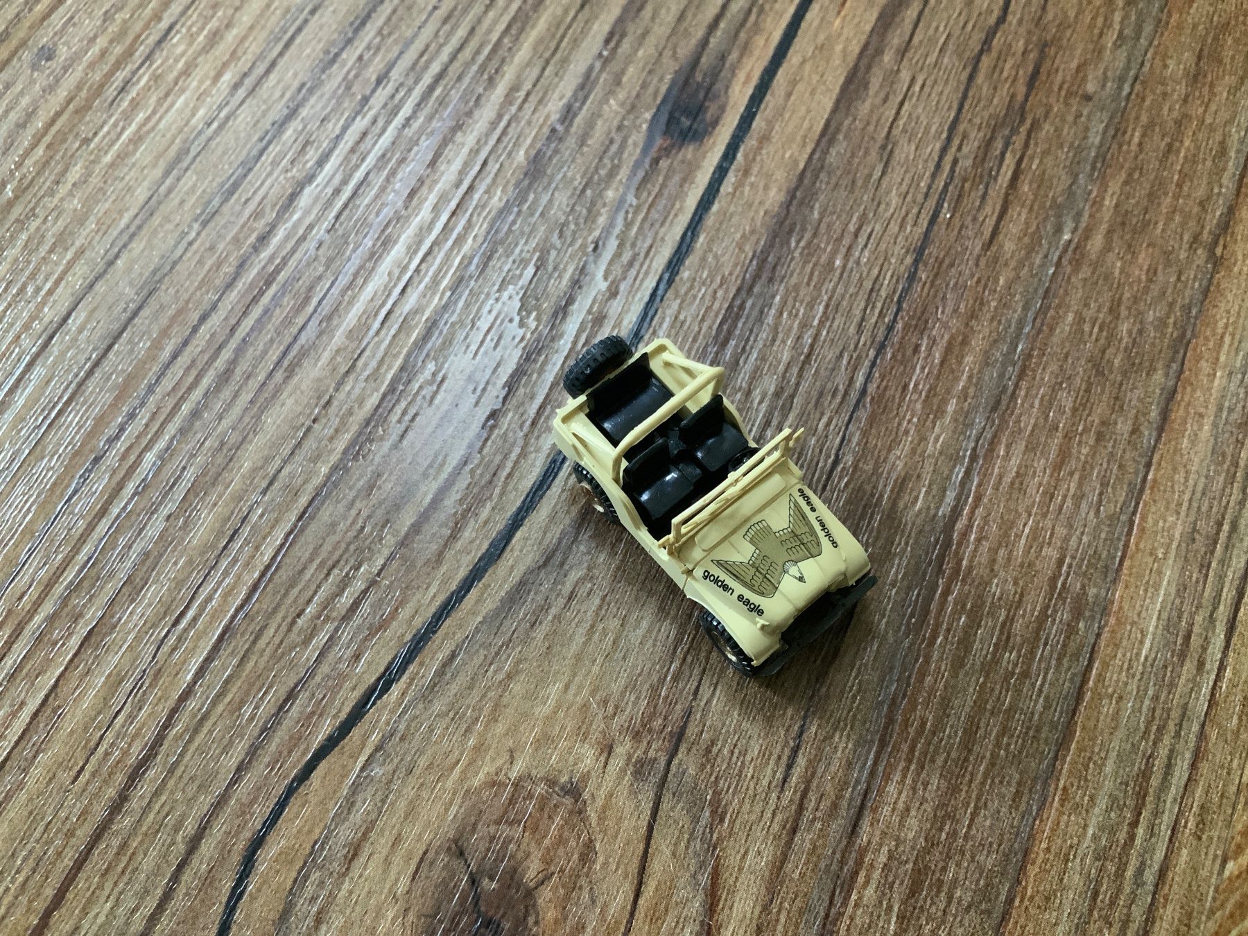 Modellautos: 1:87 Jeep Golden Eagle – Gebraucht aus Hirzel von momo24Horgen