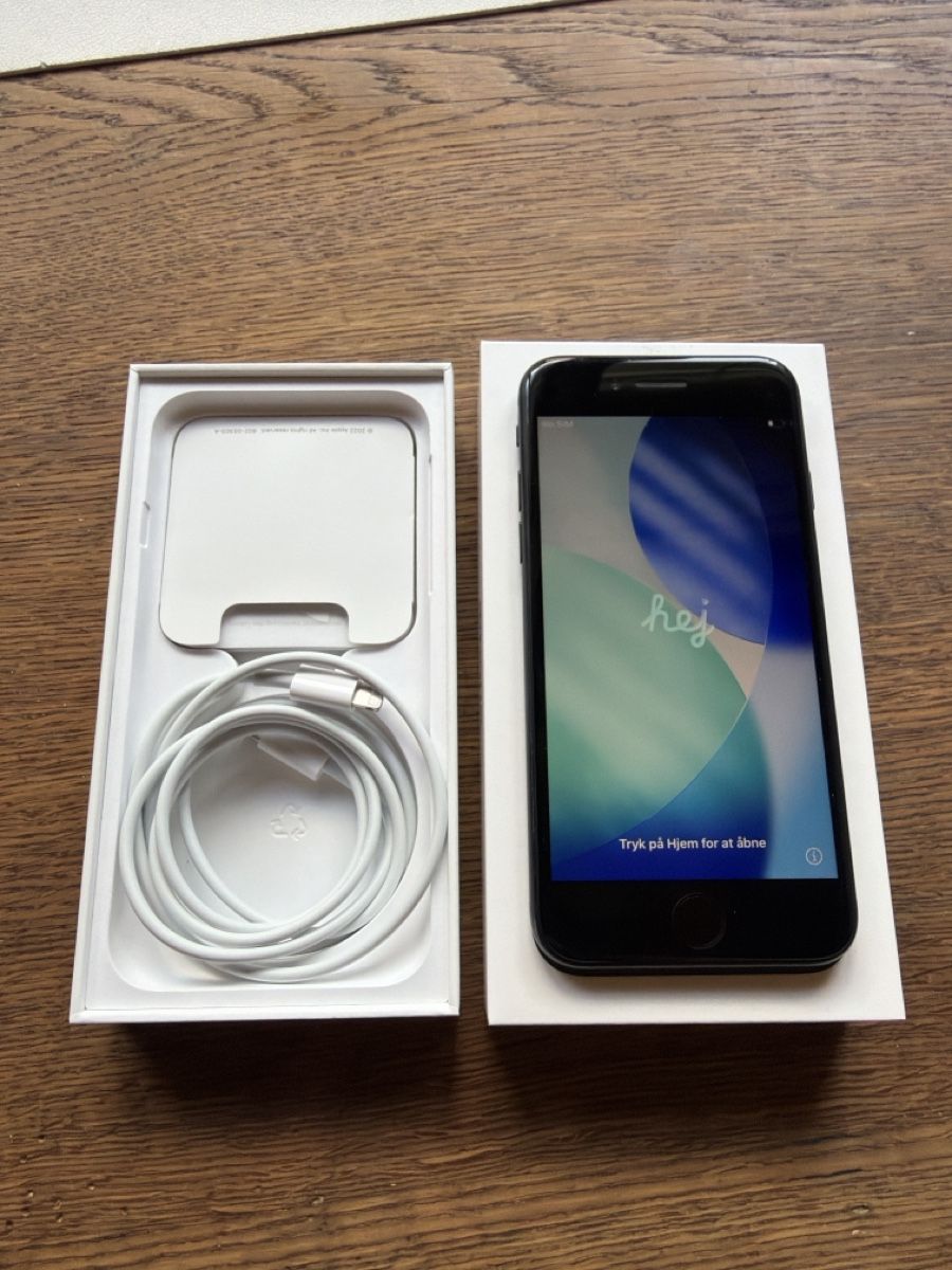 Apple Telefoni cellulari / Smartphones: Iphone SE (2022) – Usato da Zumikon venduto da robinhardi