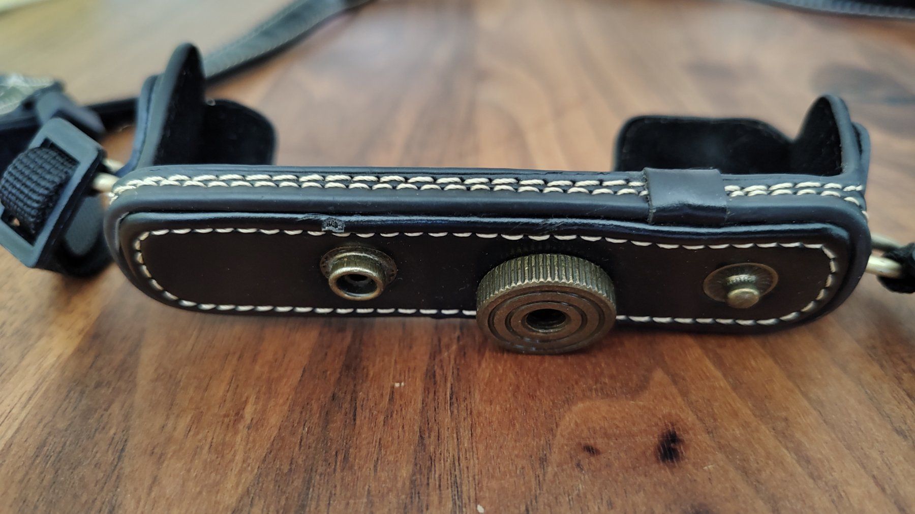 Cover & Protezioni schermo: Sony Cybershot Shutzhülle / Camera case / custodia – Usato da Basel venduto da gia_7fm9 1