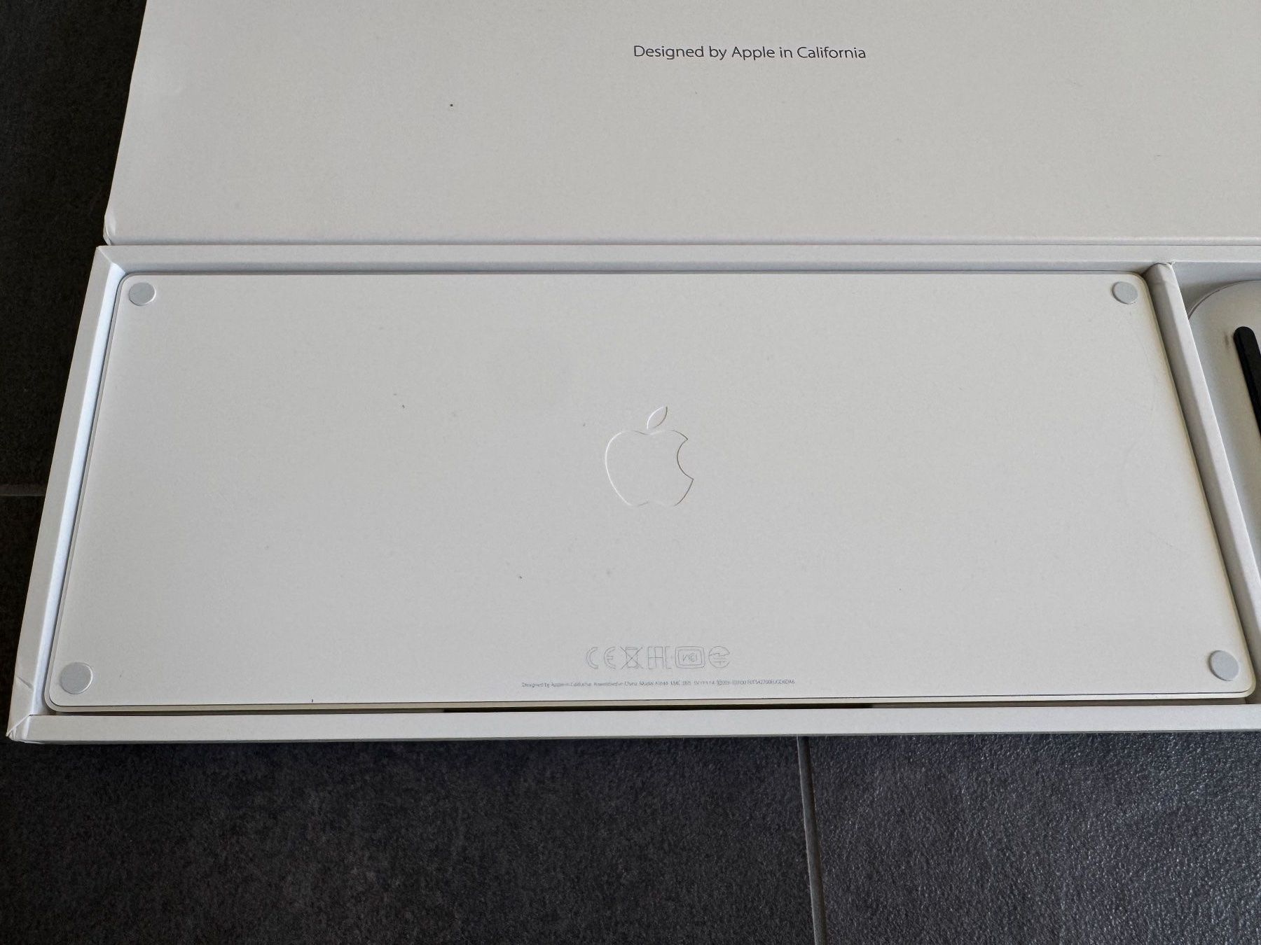 Apple Claviers: Apple Magic Keyboard und Magic Mouse Set 1 – D'occasion à Rothenfluh par Ron999 3