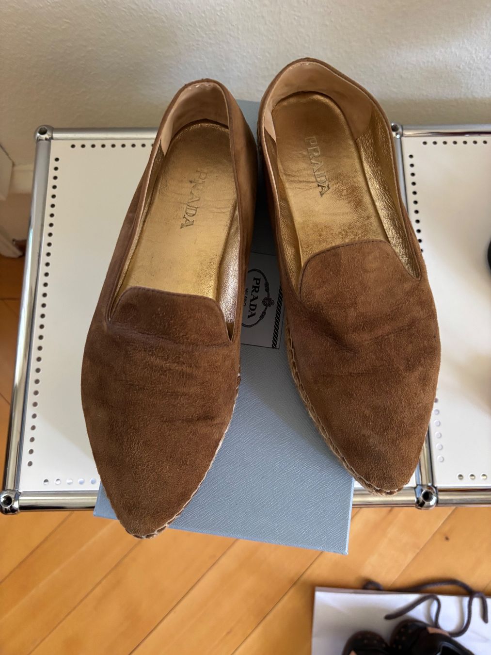 Prada Damenschuhe: Prada Espadrilles Gr. 39-39.5, cool Np:890.- – Gebraucht aus St.Gallen von shiwi12 9