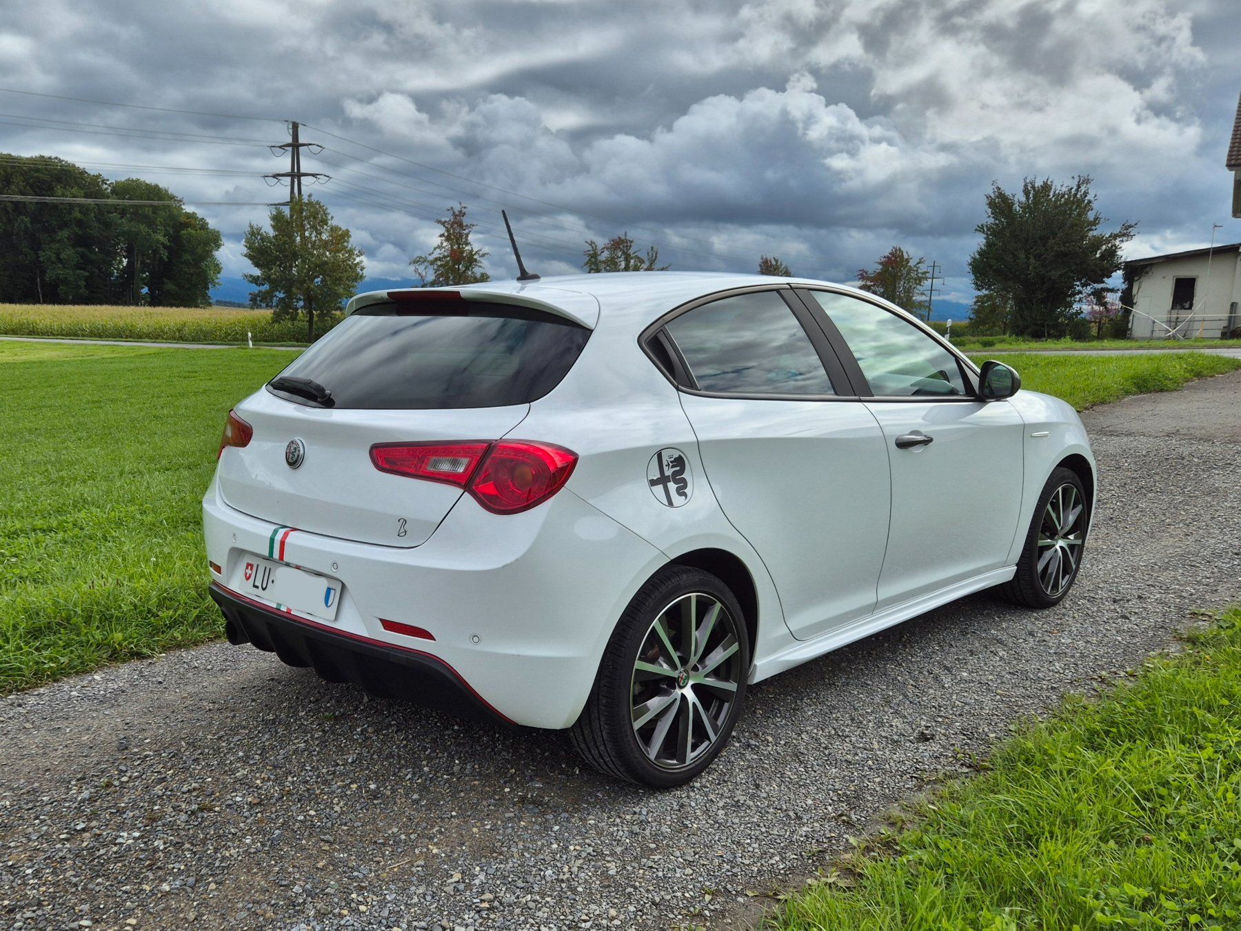 Alfa Romeo Automobili: Alfa Romeo Giulietta 1.4TB Super – Usato da Gunzwil venduto da Andrin1998 3