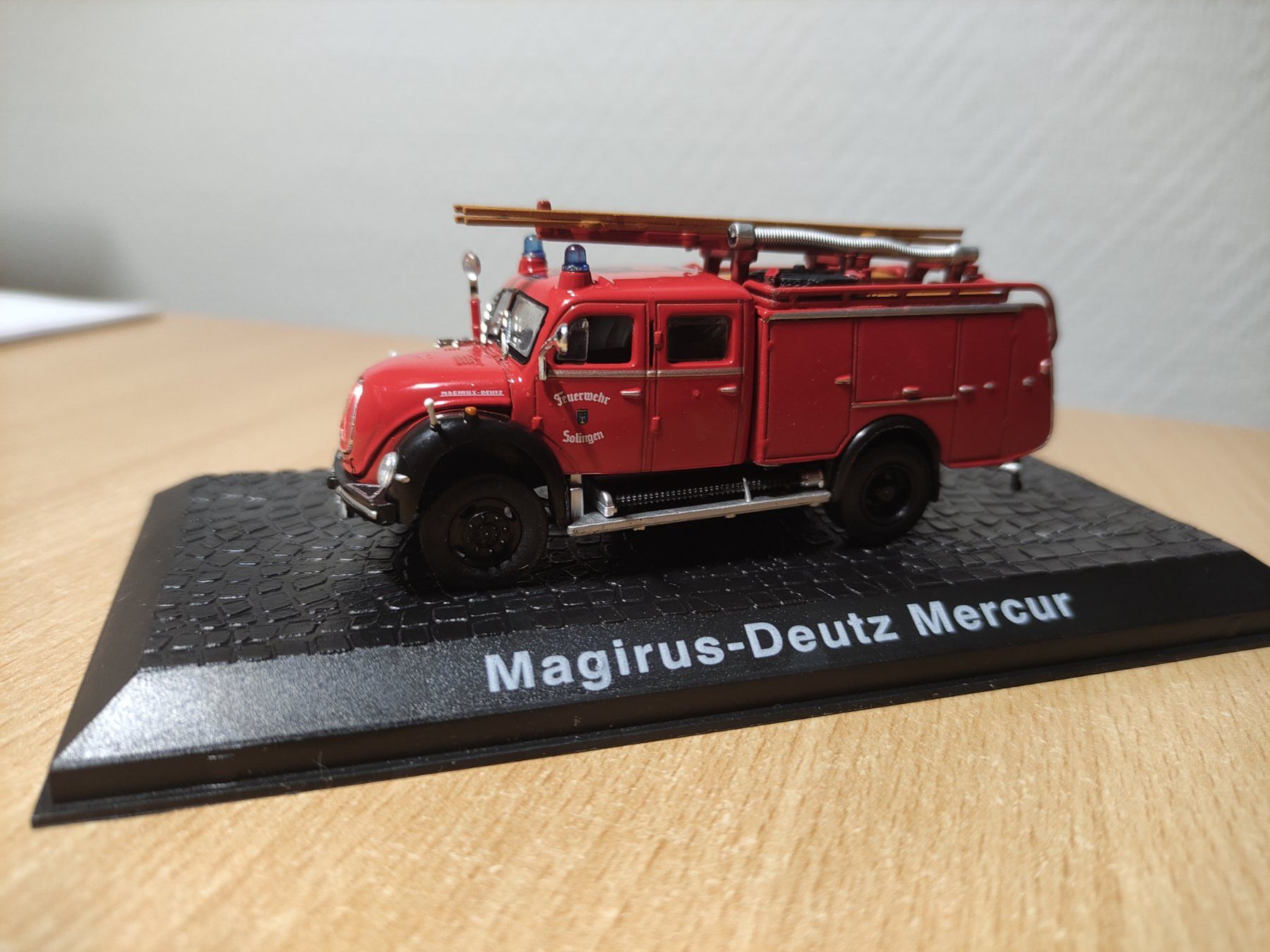 Kit di modellismo & Modellini statici: Magirus -deutz Mercur – Nuovo e nell'imballaggio originale da Moutier venduto da tomu79