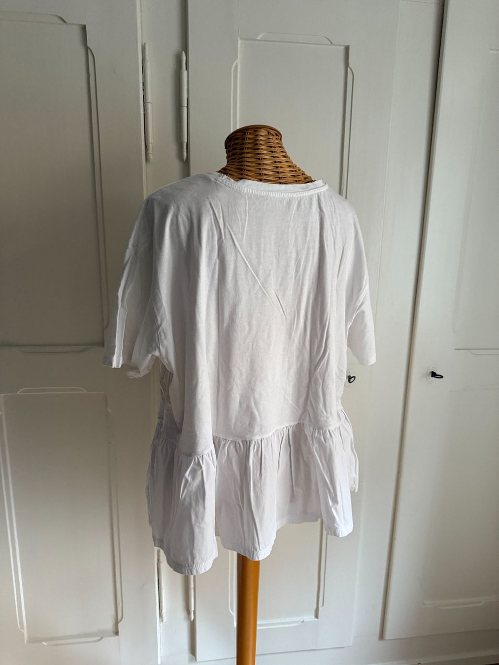 Tuniche: Tunikashirt weiss XL – Usato da Zürich venduto da Diazaio 2