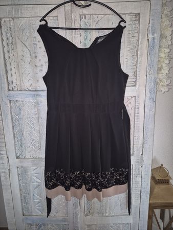 Sommerliches, elegantes, schwarzes Kleid, Gr. M/38, Apricot