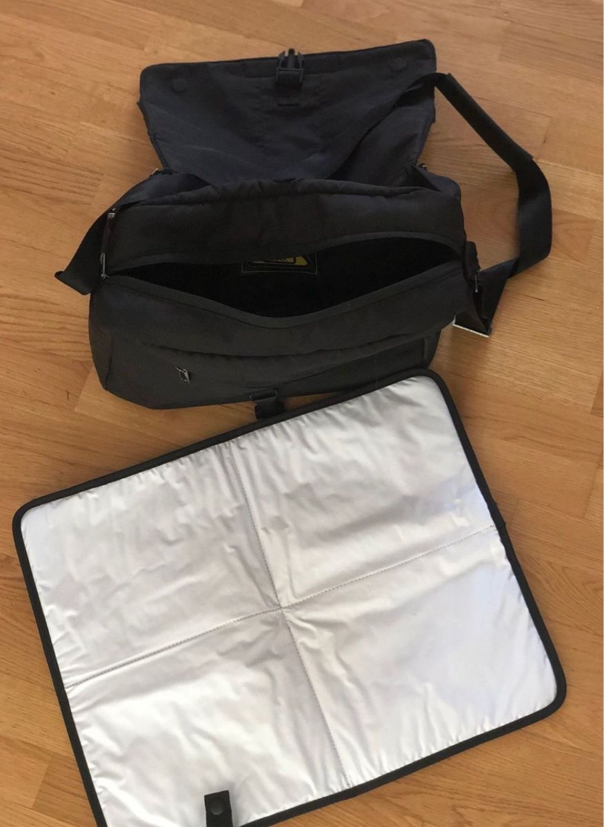 Borse: Urban Nomad Mutsy Wickeltasche – Usato da Bern venduto da mookleopatra 1