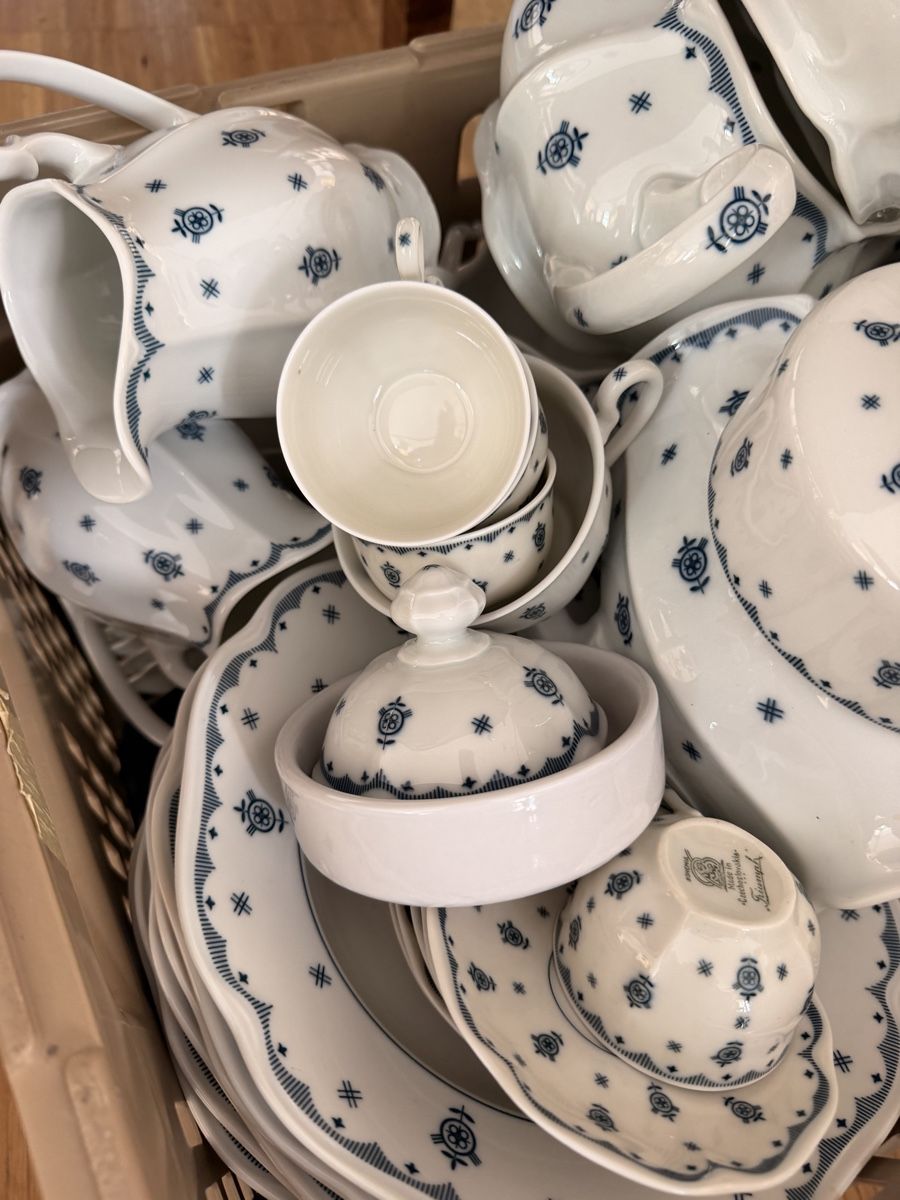 Services de table: Diverses Geschirr – D'occasion à Baden par Radler1200