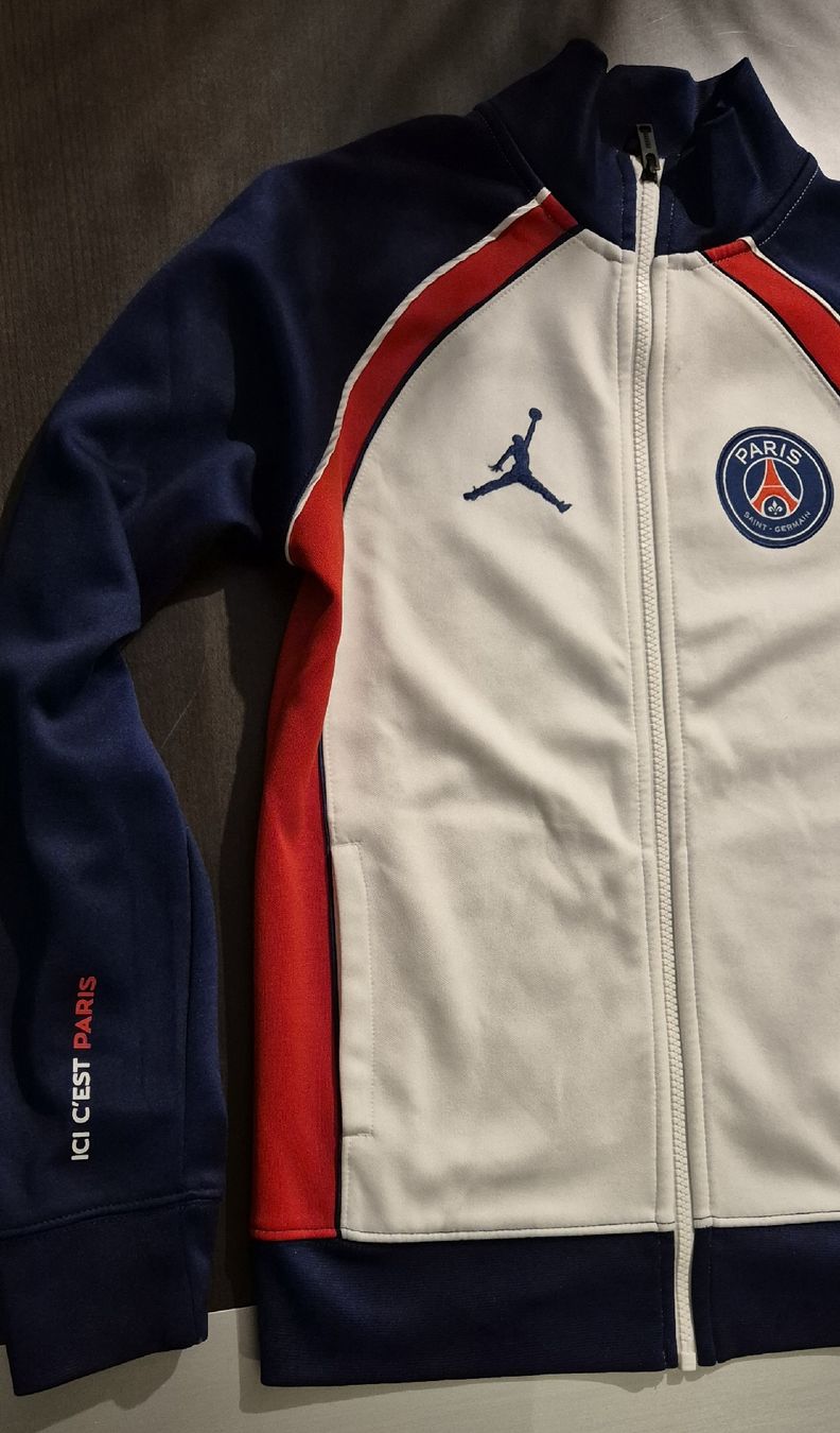 Jacken & Mäntel: Psg Trainer Jacke – Gebraucht aus Frauenfeld von ROY33