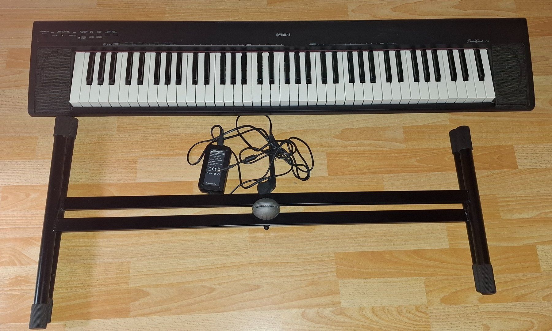 Yamaha Instruments de musique: Yamaha NP-30+ Klavierständer – D'occasion à st.gallen par mona3