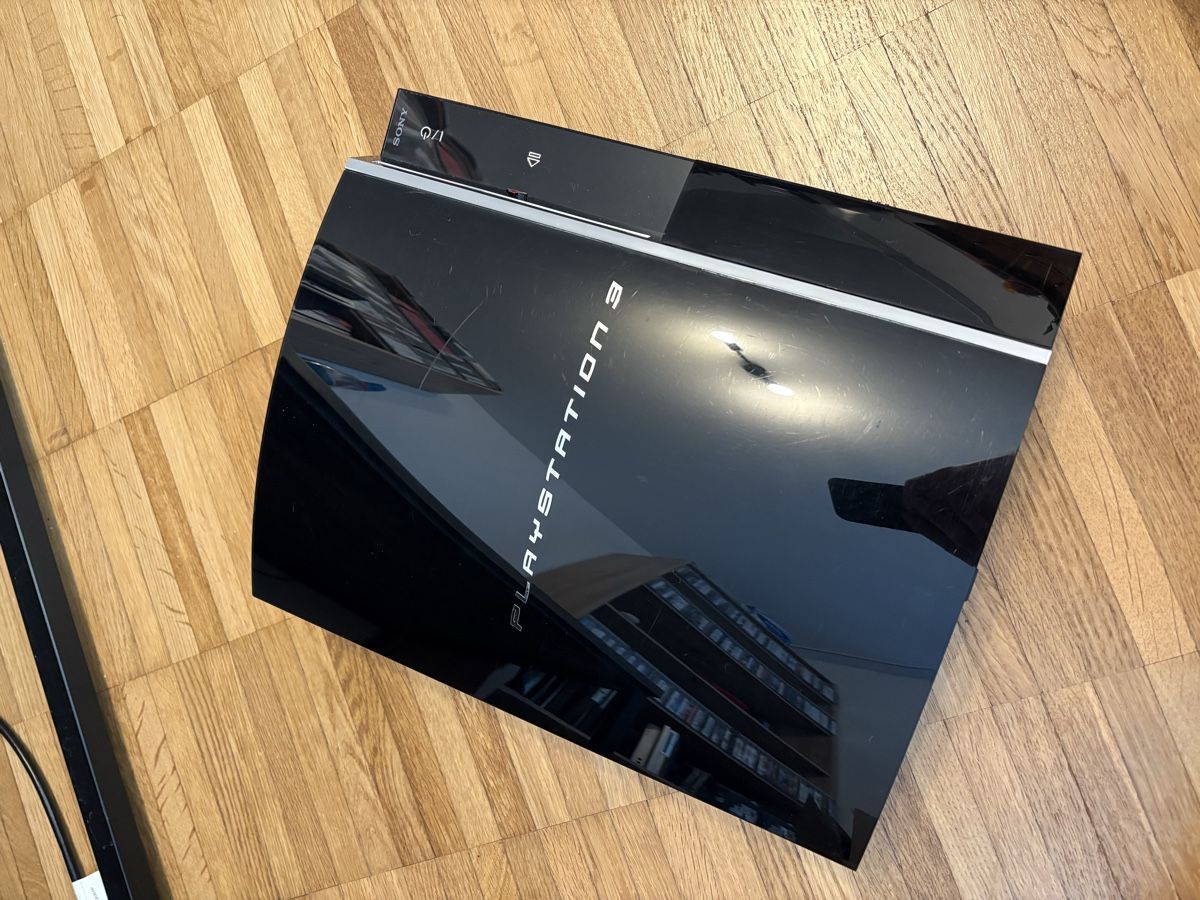 Sony Console: PS3 retrocompatible et jeux – Usato da Villars-sur-Glâne venduto da axe_r9gy 2