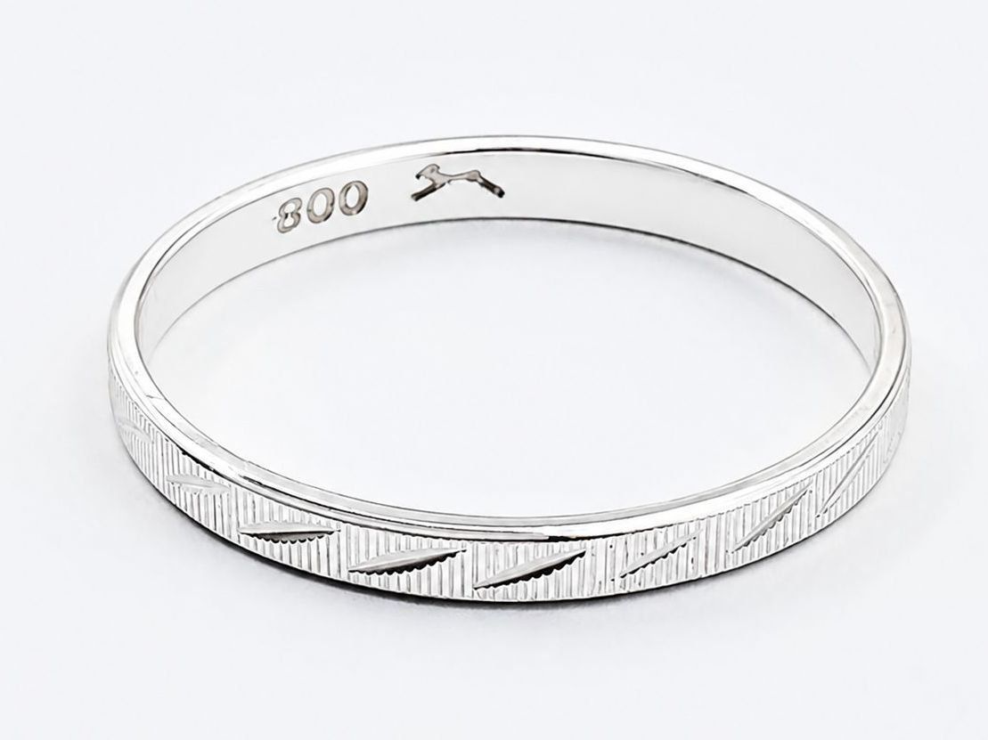 Ringe: Silberring mit diagonal graviertem Linienmuster – Gebraucht aus Dürnten von puumies