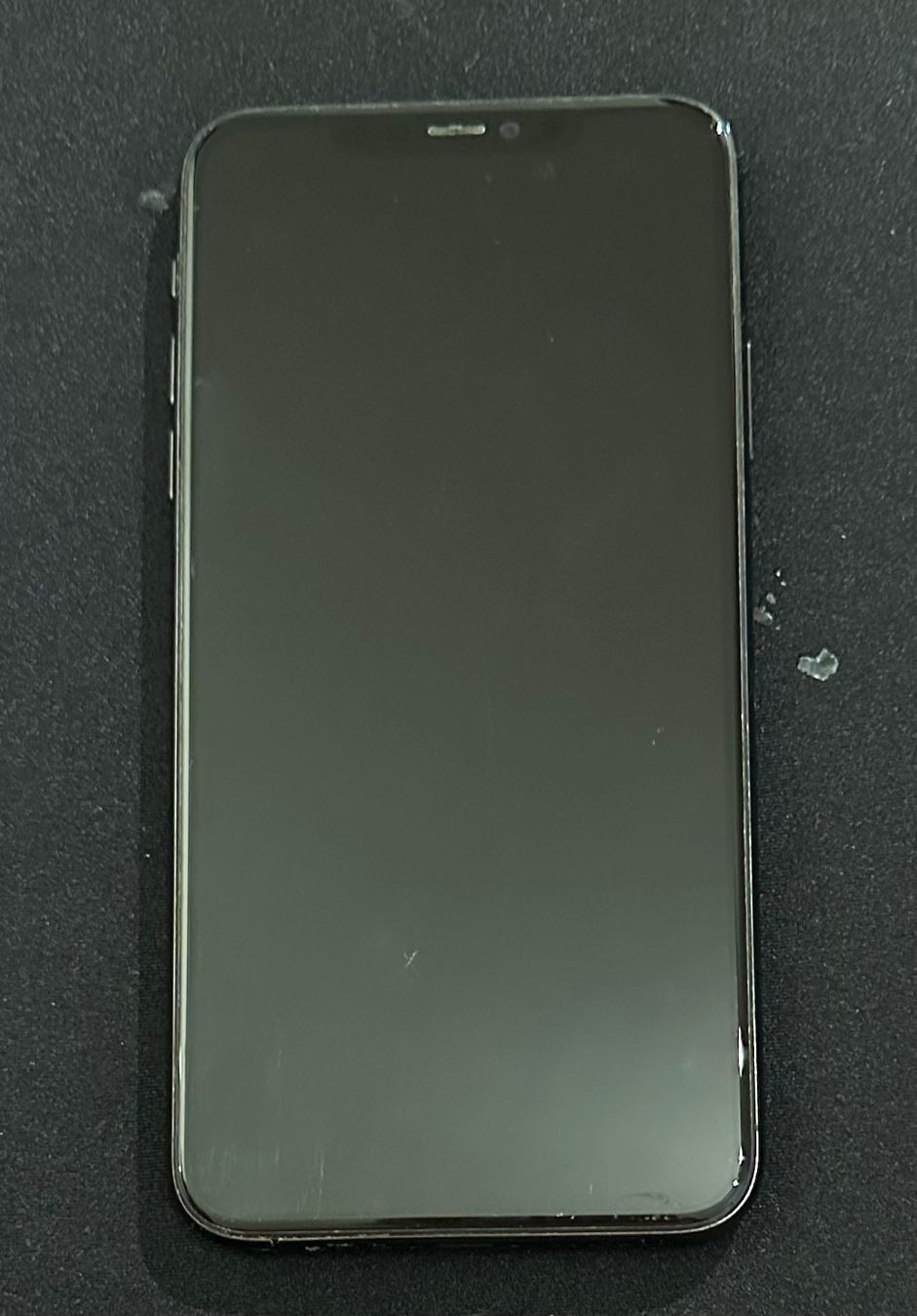 Apple Telefoni cellulari / Smartphones: iPhone 11 Pro Max 256 GB – Displayfehler / Gebrauchsspuren – Usato da Luzern venduto da lau_rd17c