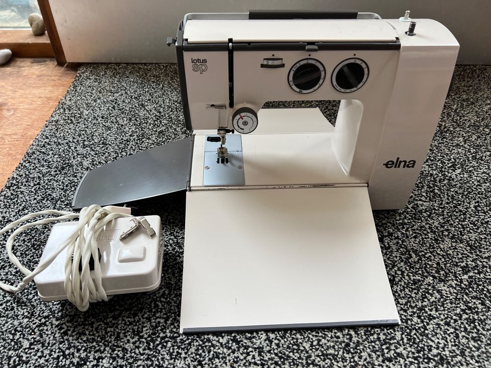 Vintage Nähmaschine ELNA Lotus sp Kaufen auf Ricardo