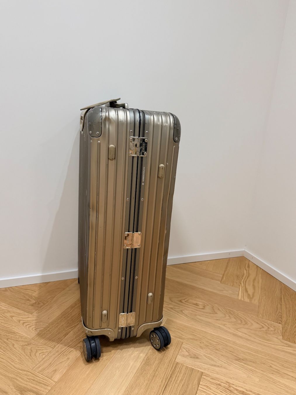 Rimowa Valigie: Rimowa Koffer Aluminium – Usato da Roggwil TG venduto da est_r5x7 3