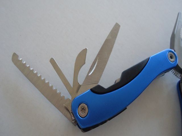 Tous les outils: Multiwerkzeug – Neuf avec emballage d'origine à Ergisch par Haemmerli59 1