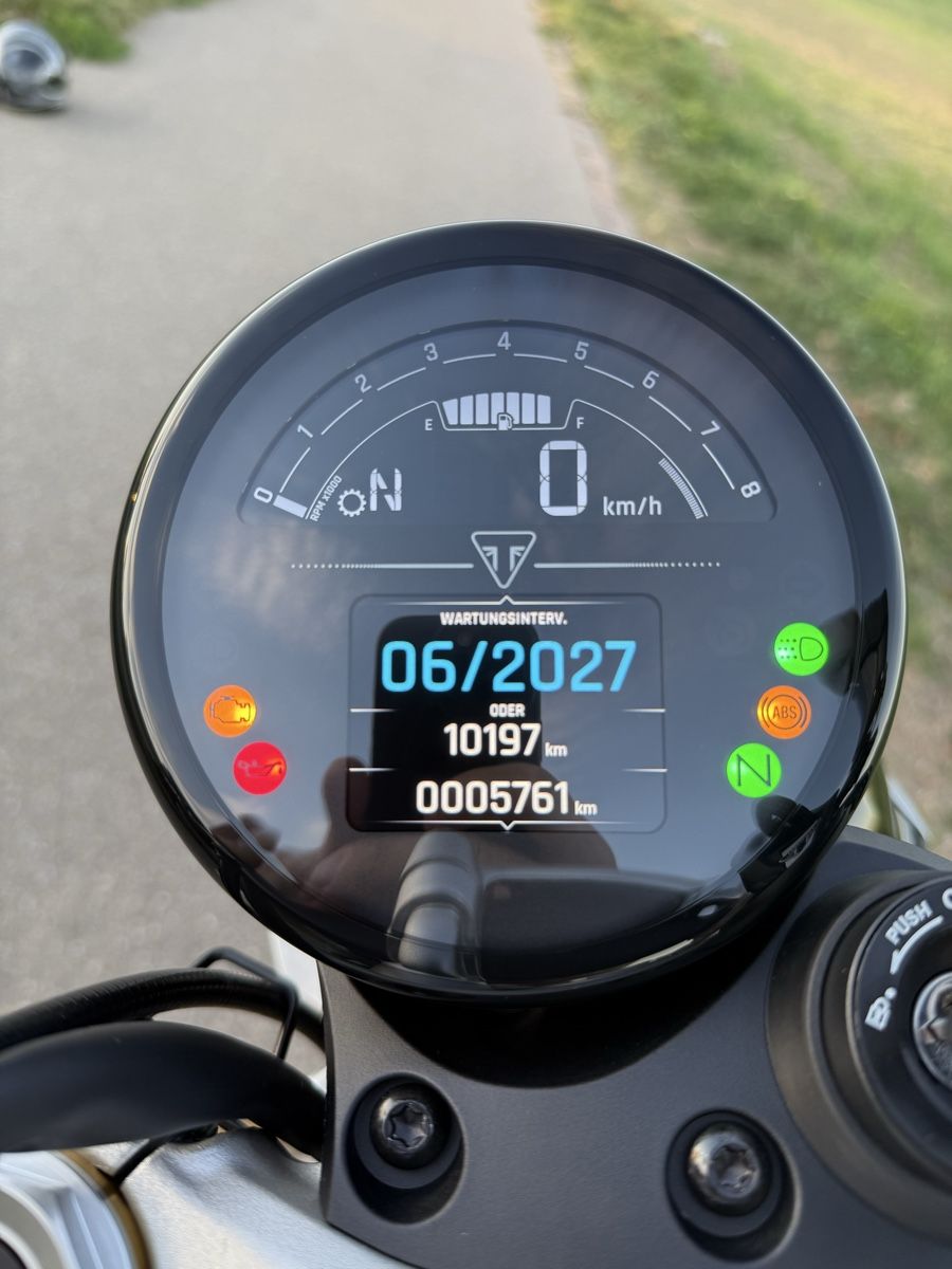 Triumph Strada: Triumph Speed Twin 1200 RS – Usato da Steinmaur venduto da Yeti001 7