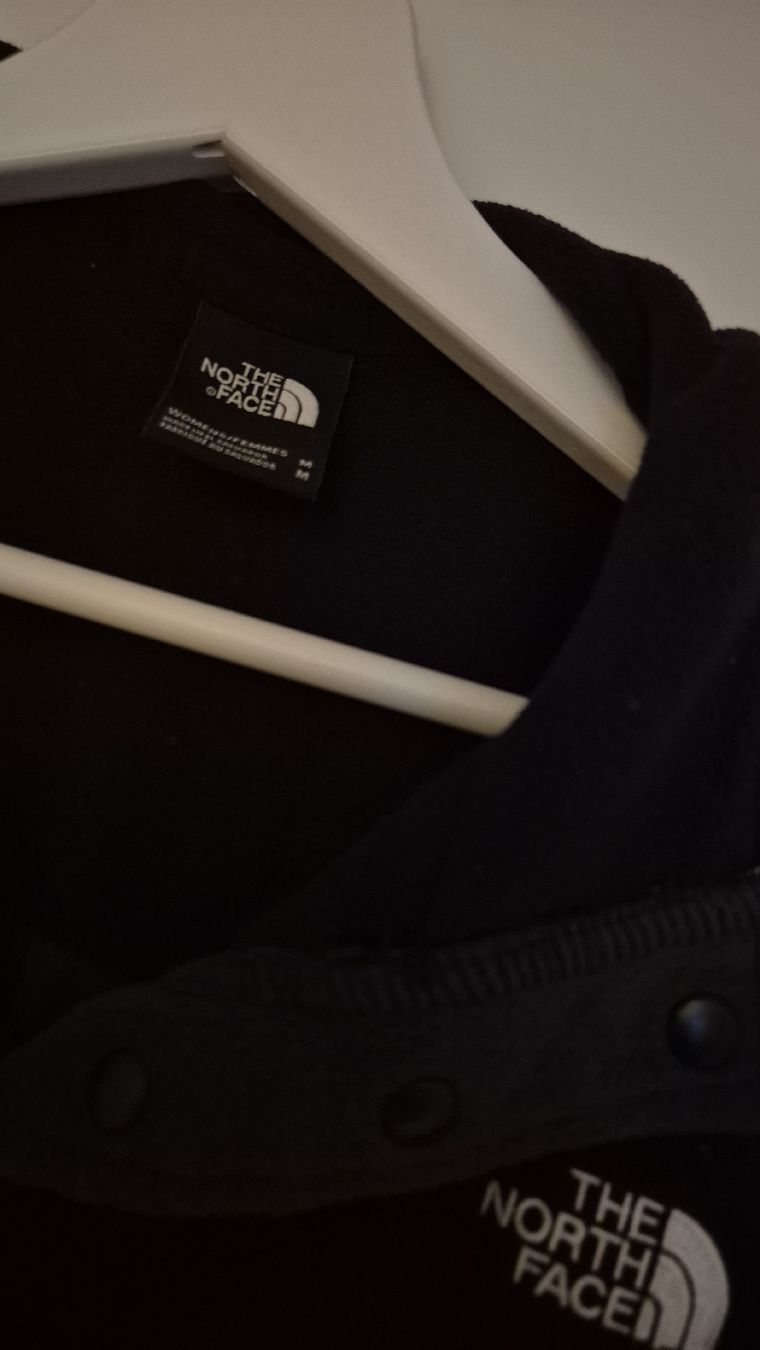 North Face Pulls & Sweat-shirts: The North Face Fleece Pullover Schwarz Grösse M – D'occasion à St. Gallen par justmeeee 1