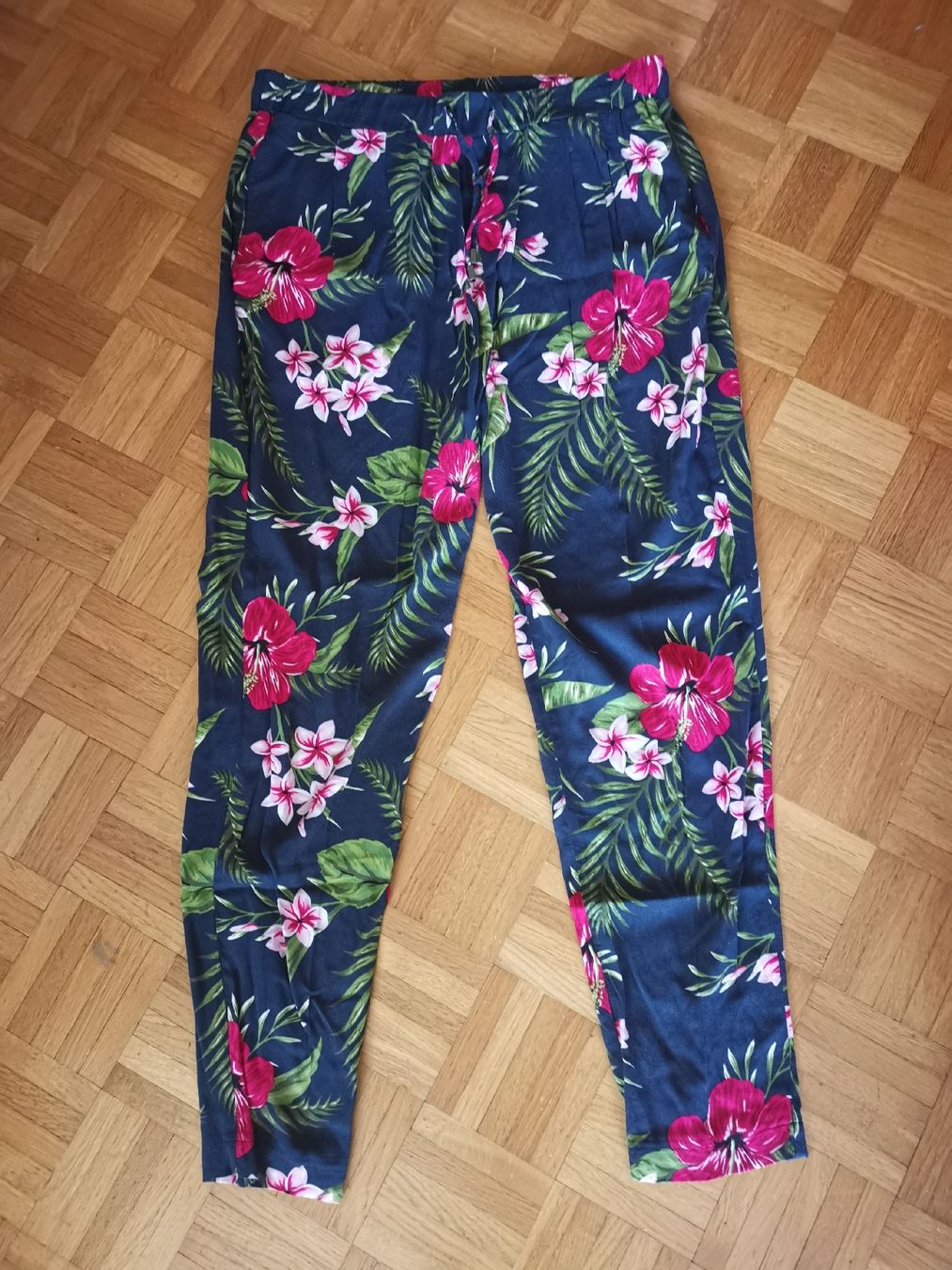 Pantaloni: Sommer Damen Hose – Usato da Jona venduto da baccara55