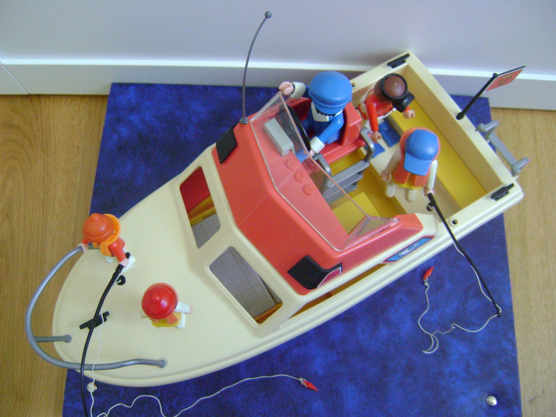 Playmobil Giocattoli: Playmobil 3498 - Kajütboot – Usato da Wil SG venduto da Pascal_V 1