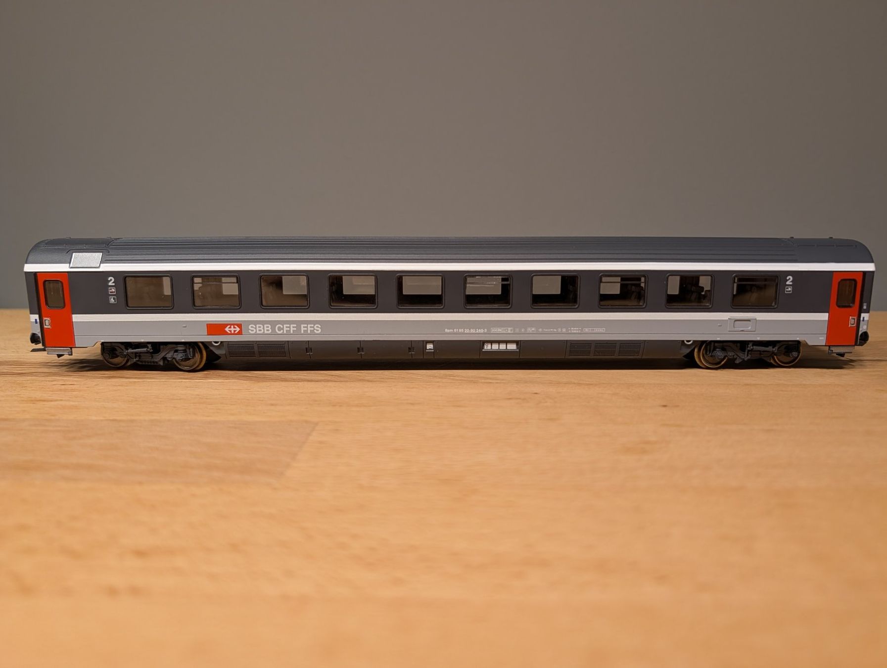 Roco Modellini di ferrovie: Roco 44770 SBB EC 240 – Usato da Glattpark(Opfikon) venduto da Opfikon89 4