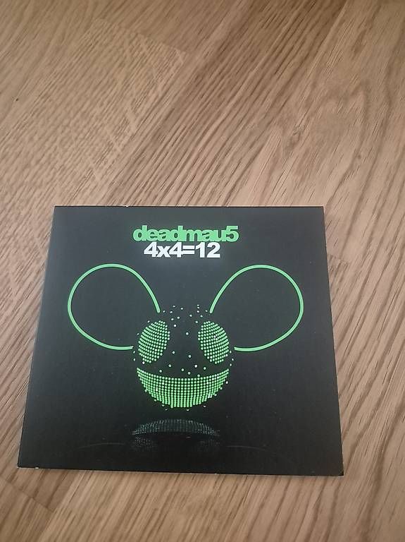 CD: Deadmau5 4x4=12 CD 2010 Version – Usato da Heiden venduto da mal_fcg8 3